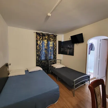Les Rosiers Hotel La Rochelle (Charente-Maritime)